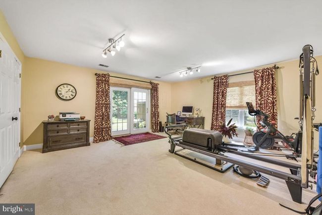 1249 Wild Hawthorn Way, Townhouse with 3 bedrooms, 4 bathrooms and null parking in RESTON VA | Image 27