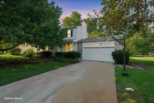 242 Devon Rd, Delaware, OH, 43015-2823 | Card Image