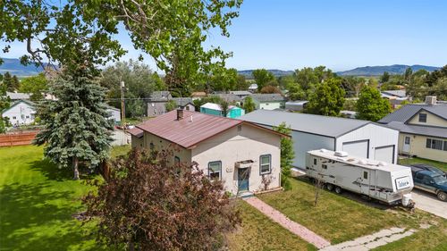 305 S Cedar St, Townsend, MT, 59644-2901 | Card Image