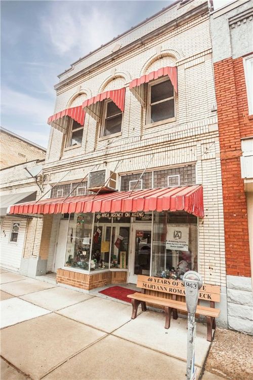 421 9th St, Ford City, PA, 16226-1171 | Card Image