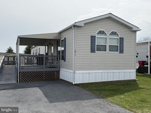 1012 Barberry Ave, READING, PA, 19605-3311 | Card Image