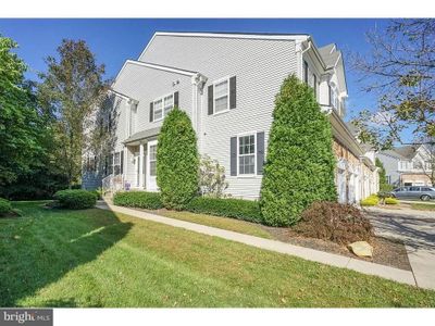 58 Weaver Drive, Townhouse with 3 bedrooms, 2 bathrooms and null parking in MARLTON NJ | Image 2