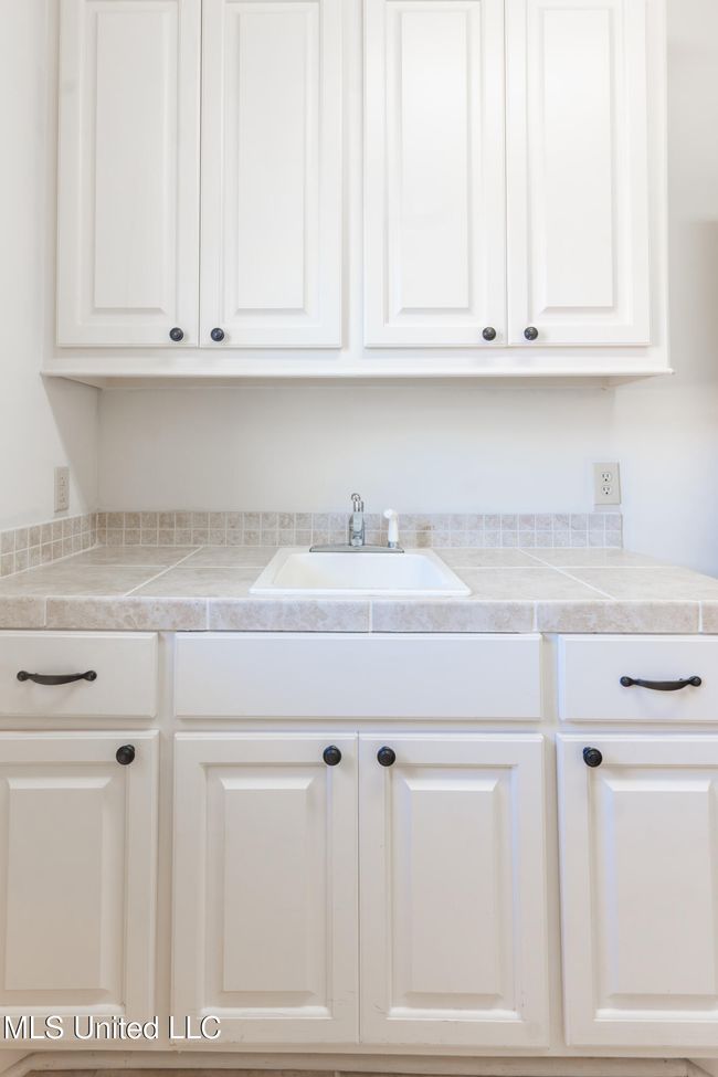 60-LaundryRoom | Image 70