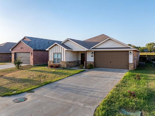 108 Tallgrass St, Calera, OK, 74730-1525 | Card Image