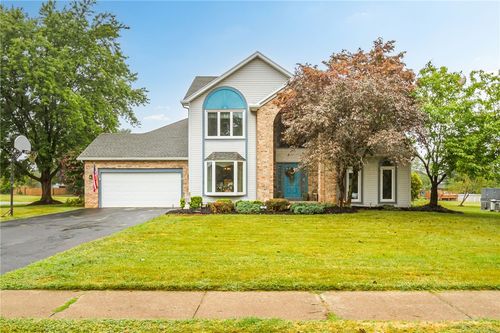 122 Thorn Apple Ln, Greece, NY, 14626-4406 | Card Image