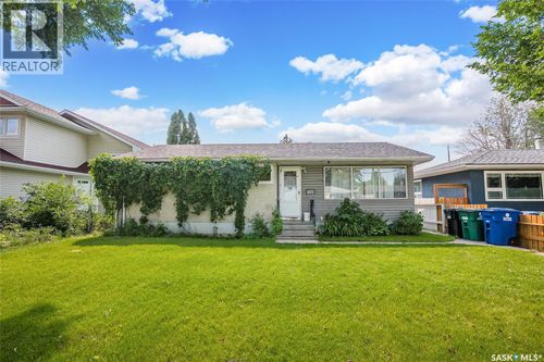 421 Av Y S, Saskatoon, SK, S7M3J8 | Card Image