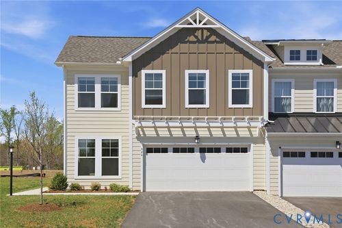 424 Bayberry Ln, ZION CROSSROADS, VA, 22942-7077 | Card Image