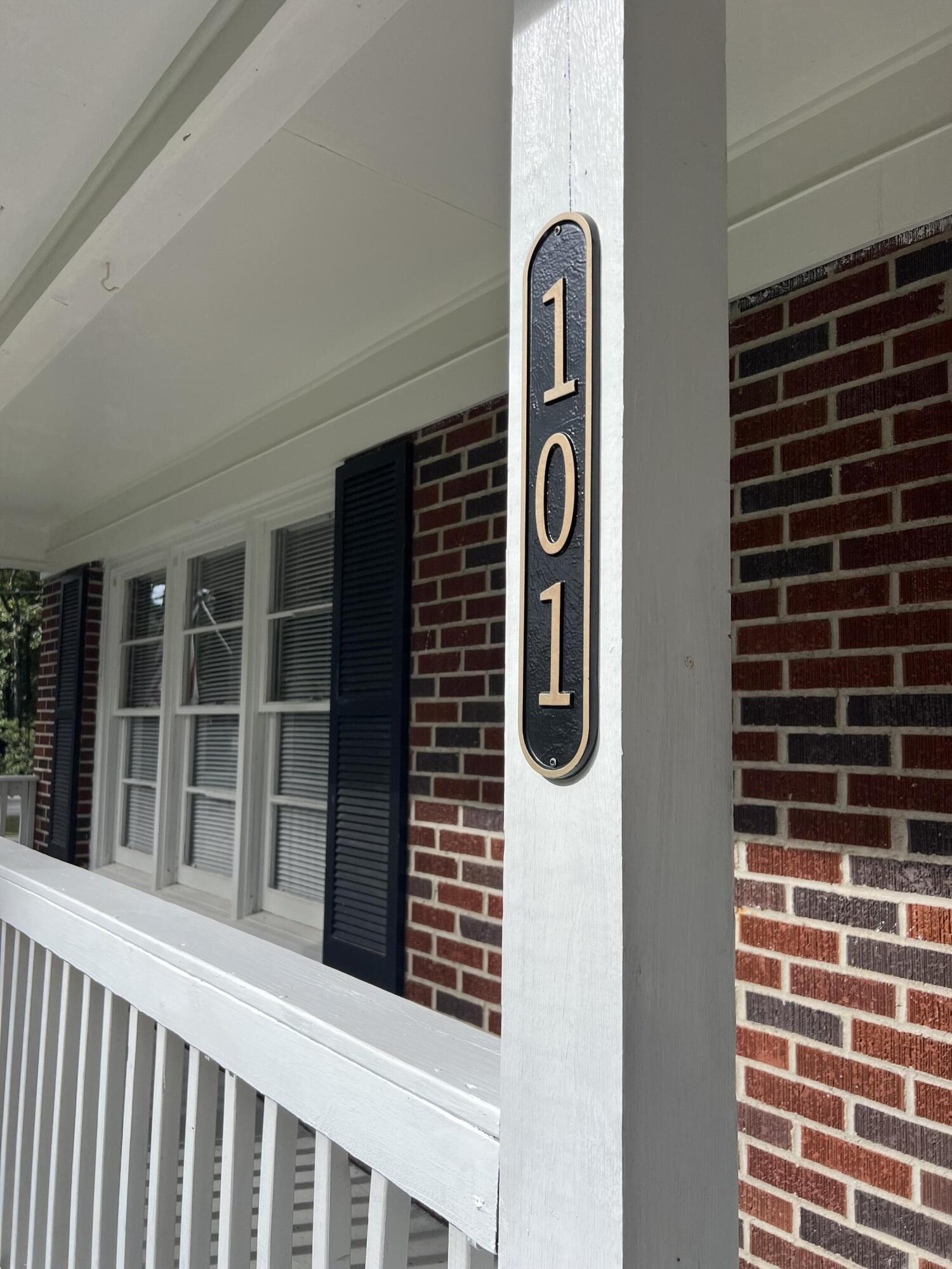 Center St, Walterboro, SC 29488