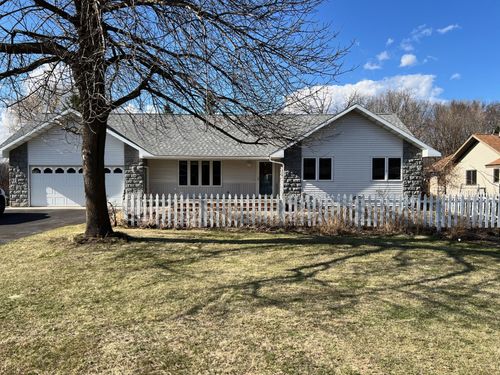 105 Sumac Dr, Alexandria, MN, 56308-7916 | Card Image
