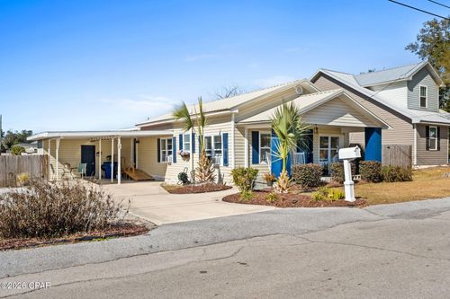 331 Maine Ave, Panama City, FL, 32401-4864 | Card Image