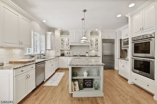 4 Combs Hollow Rd, House other with 5 bedrooms, 4 bathrooms and null parking in Mendham Twp NJ | Image 4