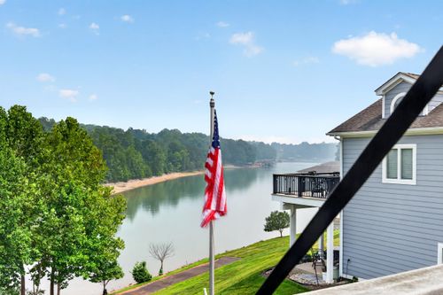 1052 Coves End Rd, Huddleston, VA, 24104-3604 | Card Image