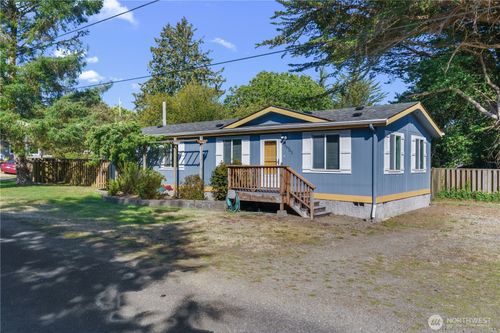 26702 Dell St, Ocean Park, WA, 98640-4318 | Card Image