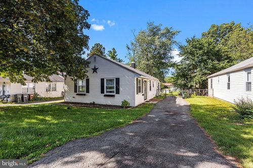 2637 Barnes Ave, ABINGTON, PA, 19001-4103 | Card Image