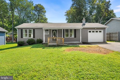 68 Dale Dr, COLONIAL BEACH, VA, 22443-3837 | Card Image