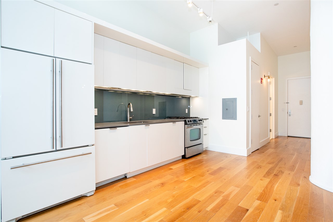 Residential in JC, Journal Square 4