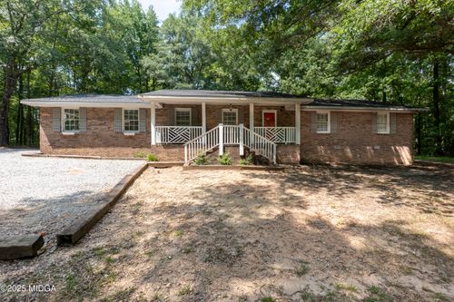 235 E Colonial Dr, Macon, GA, 31211-6651 | Card Image