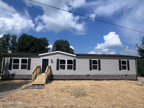 152 Sunset Hills Ln, New Tazewell, TN, 37825-5210 | Card Image