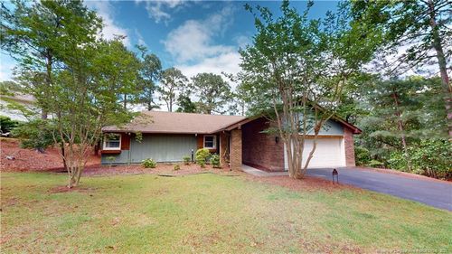 10 Emerald Ln, Pinehurst, NC, 28374-9144 | Card Image