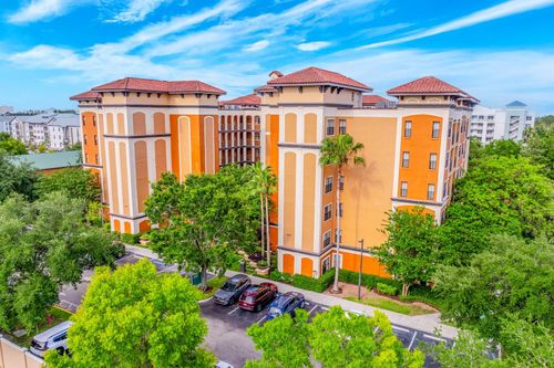 e104-12527 Floridays Resort Dr, ORLANDO, FL, 32821 | Card Image