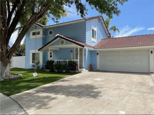 922 Clover St, San Jacinto, CA, 92582 | Card Image