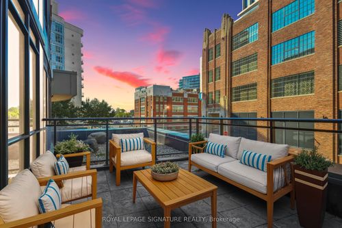 223-38 Dan Leckie Way, Toronto, ON, M5V2V6 | Card Image