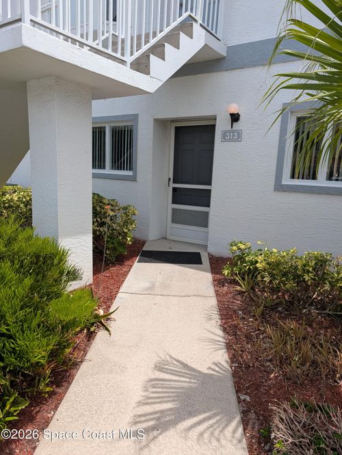 v95-313 Ocean Park Ln, Cape Canaveral, FL, 32920-5061 | Card Image