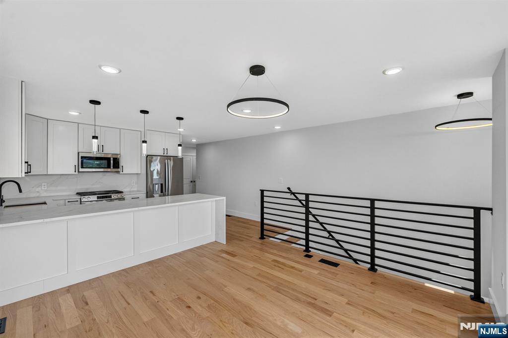 Residential Lease in Newark