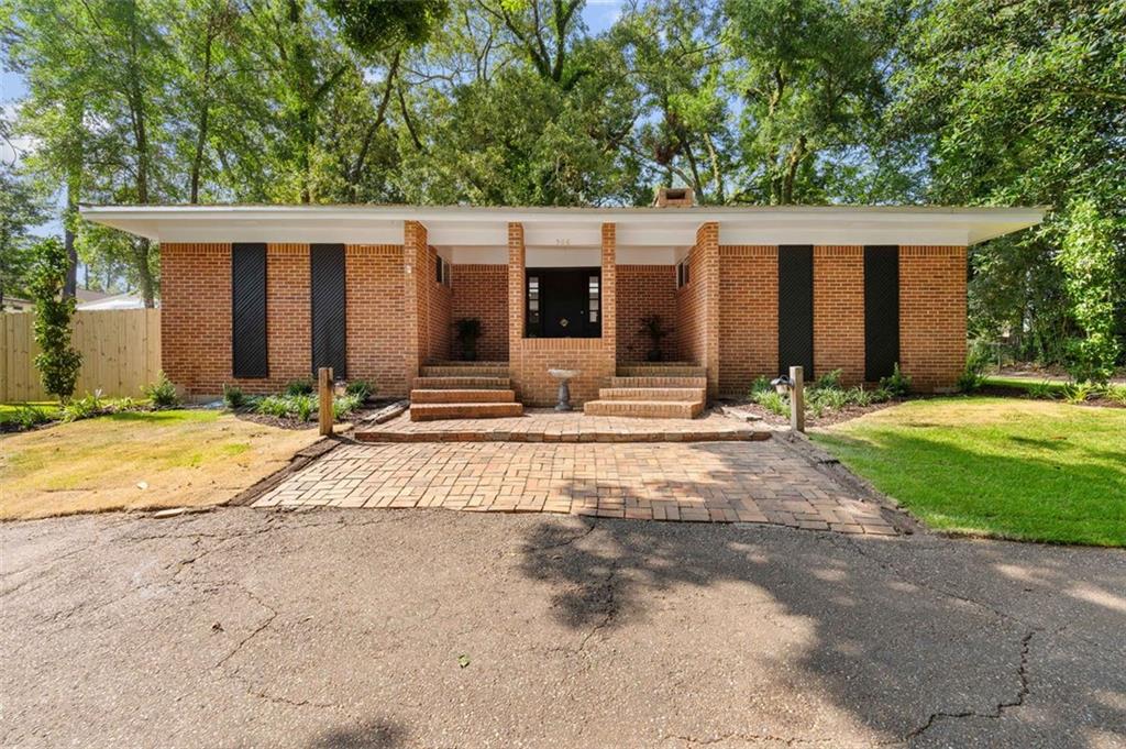 Lea Ave, Daphne, AL 36526 #1