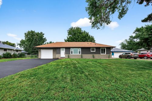 8028 E Point Douglas Rd S, Cottage Grove, MN, 55016-3320 | Card Image