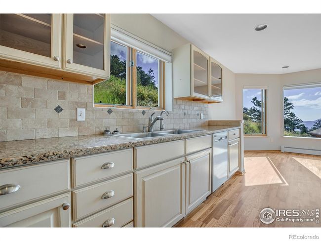 319 S Peak Rd, House other with 4 bedrooms, 4 bathrooms and 3 parking in Boulder CO | Image 10
