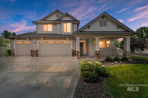 319 S Burgundy Bay Way, Star, ID, 83669-5818 | Card Image