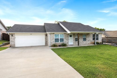 1420 Jones Ave, Tahlequah, OK, 74464-6419 | Card Image