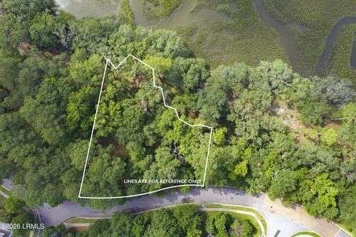 2200 Moss St, Beaufort, SC, 29902-4211 | Card Image