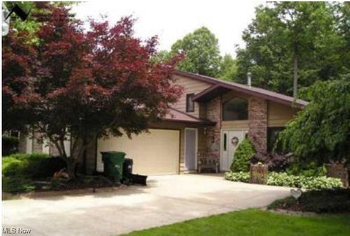 6363 Carter Blvd, Mentor, OH, 44060-3513 | Card Image
