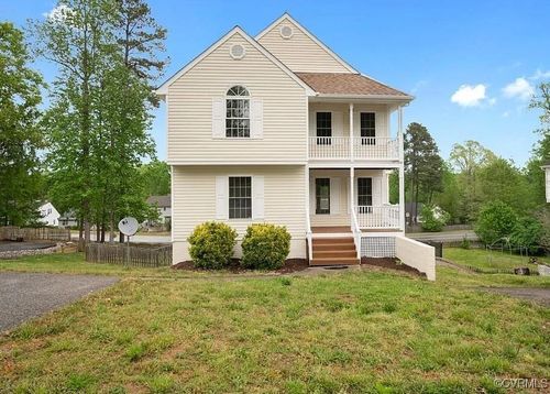 7921 Featherchase Ct, Chesterfield, VA, 23832-2515 | Card Image