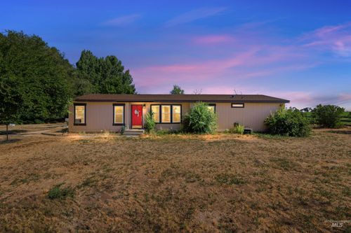 6470 Sunrise Ave, Nampa, ID, 83686-9460 | Card Image