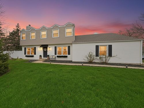 1335 Leverenz Rd, Naperville, IL, 60564-8963 | Card Image