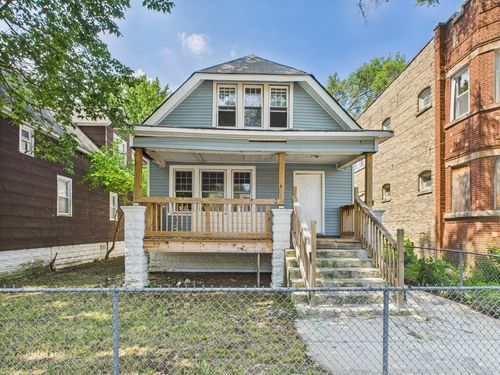 11922 S Perry Ave, Chicago, IL, 60628-6130 | Card Image