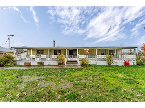 400 Holmstead Rd, Williams, OR, 97544-9710 | Card Image