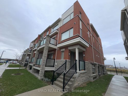 4-230 Lagerfeld Dr, Brampton, ON, L7A5G9 | Card Image