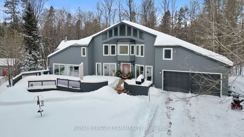 528 Opeongo Rd, Renfrew, ON, K7V2T5 | Card Image