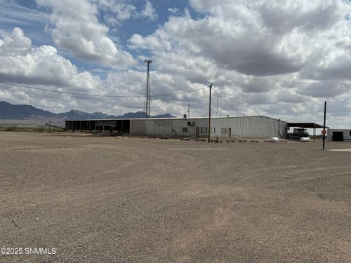 230 Sunshine Rd Se, Deming, NM, 88030-9358 | Card Image