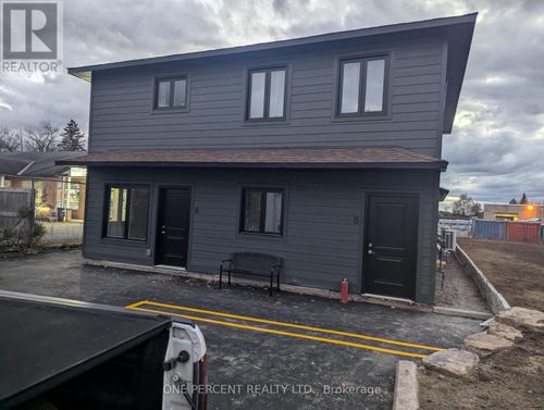 8-6610 Fourth Line Rd, North Gower, ON, K0A2T0 | Card Image