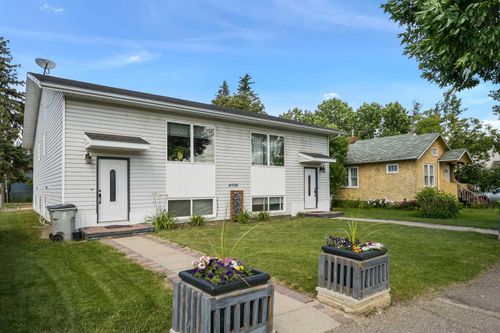 4908 54 Ave, High Prairie, AB, T0G1E0 | Card Image