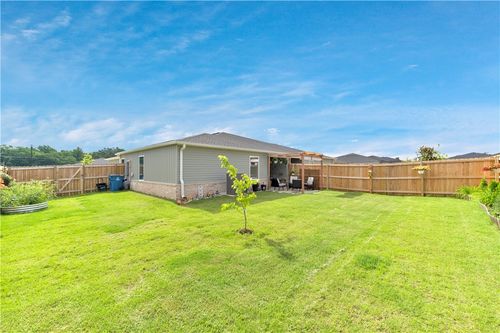 6615 Nw Gregory Street, Bentonville, AR, 72713 | Card Image