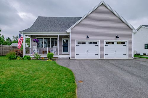 91 Elmaple Drive, Westbrook, ME, 04092 | Card Image