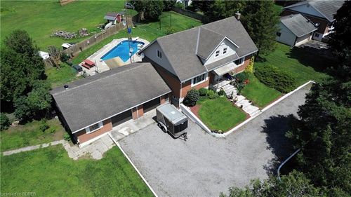 945 Mid Nwal Townline Road, Norfolk County, ON, N0J1E0 | Card Image