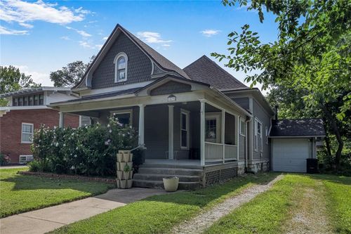 519 S Lincoln Ave, Chanute, KS, 66720-2438 | Card Image
