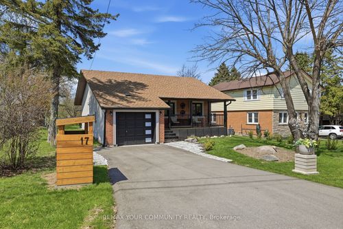 17 St Clair St, Collingwood, ON, L9Y5N5 | Card Image